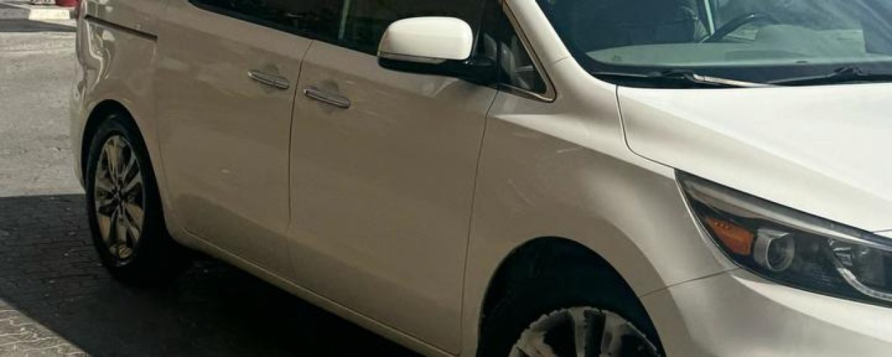 7 Seater Car Rental Abu Dhabi: Perfect for Your City Tour